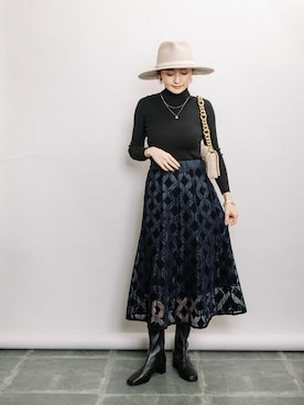 「ELVENCE DEUX（エルベンスドゥ）のアイテム（スカート）」を使った、ELVENCE DEUXさん（レディース・160cm）の冬コーディネート