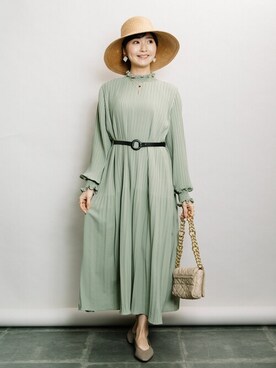 「ELVENCE DEUX（エルベンスドゥ）のアイテム（ワンピース/ドレス）」を使った、ELVENCE DEUXさん（レディース・160cm）の冬コーディネート