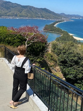 「natural couture（ナチュラルクチュール）のアイテム（オールインワン・サロペット）」を使った、あすぺこさん（レディース・160cm）の春コーディネート