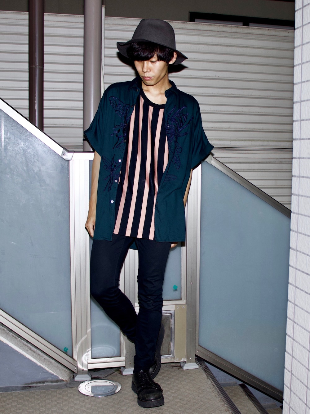 SHAREEF（シャリーフ）の「HORNET EMB. S/S BIG SHIRTS（シャツ 