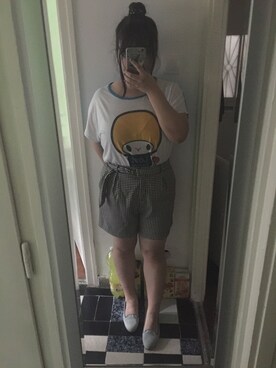 「C&Aのアイテム（カーゴパンツ、その他）」を使った、akiさん（レディース）の春コーディネート