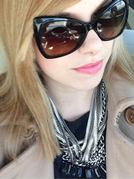 「baublebar」｜Ally Noriegaさんの春コーディネート