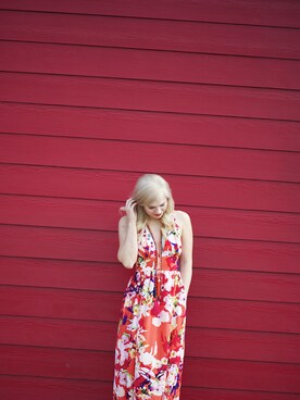 Ally Noriegaさんの夏コーディネート