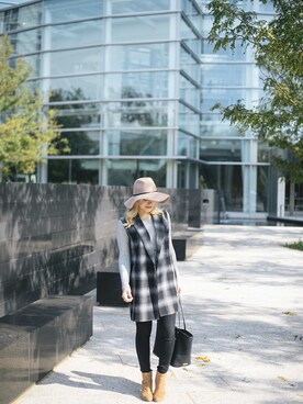 Ally Noriegaさんの秋コーディネート