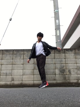「AZUL by moussy（アズールバイマウジー）のアイテム（ライダースジャケット）」を使った、ナカノウチさん（メンズ・170cm）の春コーディネート
