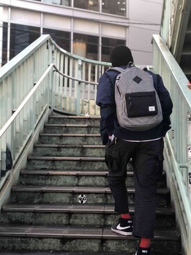 「Herschel Supply Co.（ハーシェルサプライ）のHeritage（バックパック/リュック、その他）」を使った、Herschel Supply Menさん（メンズ・170cm）の冬コーディネート
