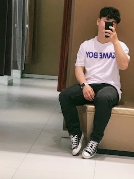 「H&M（エイチ・アンド・エム）のアイテム（Tシャツ/カットソー、ホワイト系）」を使った、韓麒さん（メンズ・168cm）の春コーディネート