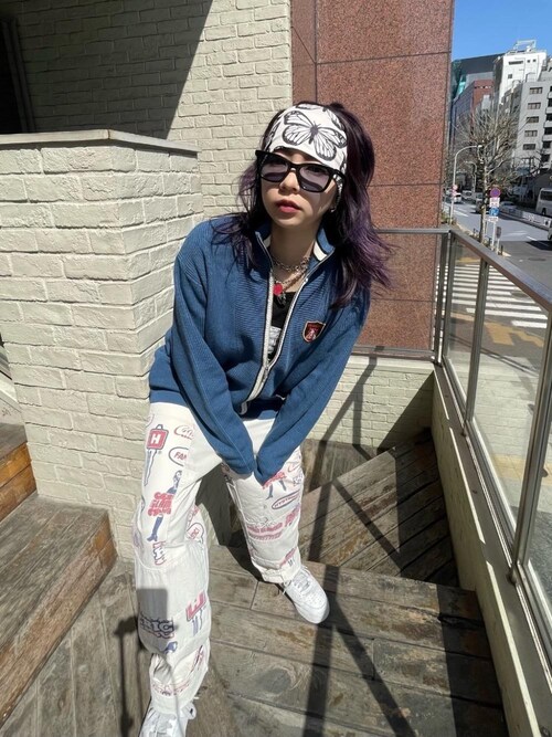 HYSTERIC FANTASTIC柄　スクラッチ テーパードパンツ（ホワイト） HYSTERIC GLAMOUR（ヒステリックグラマー）の「HYSTERIC FANTASTIC柄