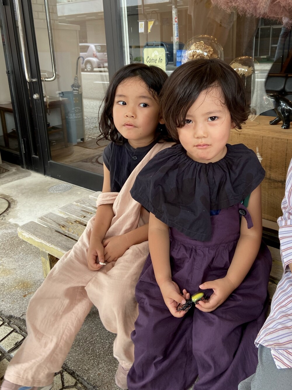 「キッズファッション、男の子、サロペット、つけ襟」｜「allolun.のオールインワン（つなぎ/オールインワン、パープル系）」を使った、puuuuton11さん（キッズ・100cm）の秋コーディネートの1枚目の写真