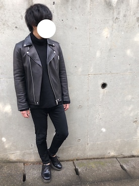 「全身黒」｜「アイテム（ライダースジャケット）」を使った、tatsuyaさん（メンズ・170cm）の冬コーディネート