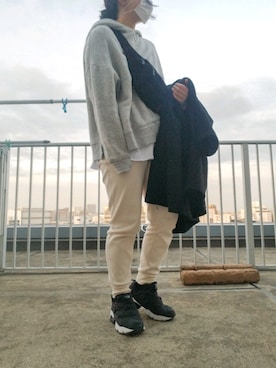 「スウエット」｜「アイテム（その他アウター）」を使った、memeさん（レディース・157cm）の冬コーディネート