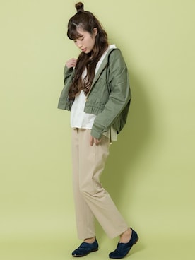 「shop DADA（ショップダダ）のアイテム」を使った、Rewde Staffさん（レディース・163cm）の春コーディネート