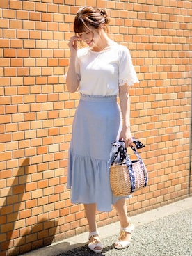 「アイテム（かごバッグ）」を使った、Rewde Staffさん（レディース・163cm）の春コーディネート