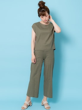 「shop DADA（ショップダダ）のアイテム」を使った、Rewde Staffさん（レディース・163cm）の春コーディネート