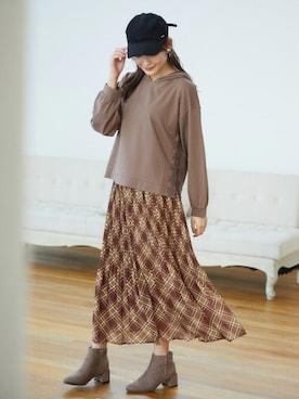 「Rewde（ルゥデ）のアイテム（ブーツ）」を使った、Rewde Staffさん（レディース・164cm）の秋コーディネート