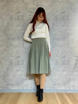 「ひざ丈スカート」｜「アイテム（ブーツ）」を使った、Rewde Staffさん（レディース・164cm）の冬コーディネート