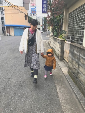 「黒ワンピ」｜「アイテム（ブルゾン）」を使った、ぴよ子さん（レディース・167cm）の冬コーディネート