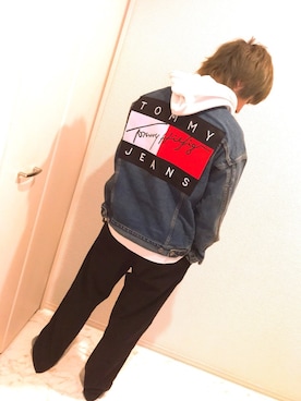 「TOMMY HILFIGER（トミーヒルフィガー）のアイテム（デニムジャケット）」を使った、ばんばんさん（メンズ・167cm）の春コーディネート