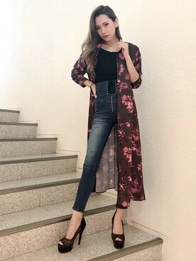 「フラワープリント」｜「アイテム（シャツワンピース）」を使った、Delyle NOIR STAFFさん（レディース・160cm）の秋コーディネート