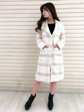 「フェザー」｜「アイテム（チェスターコート）」を使った、Delyle NOIR STAFFさん（レディース・160cm）の秋コーディネート