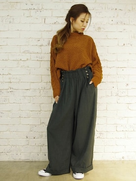 「アイテム（トップス、ブラウン系）」を使った、Delyle NOIR STAFFさん（レディース・160cm）の秋コーディネート