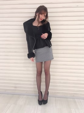 「ぺプラムトップス」｜「アイテム（ムートンコート）」を使った、Delyle NOIR STAFFさん（レディース・160cm）の冬コーディネート