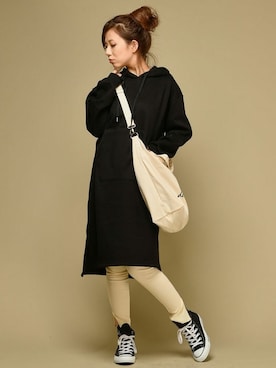 「アイテム（レギンス/スパッツ）」を使った、Delyle NOIR STAFFさん（レディース・160cm）の冬コーディネート