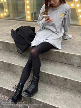 「アイテム（スマホケース/カバー）」を使った、Delyle NOIR STAFFさん（レディース・160cm）の春コーディネート