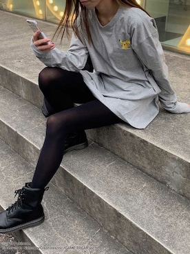 「アイテム（スマホケース/カバー）」を使った、Delyle NOIR STAFFさん（レディース・160cm）の春コーディネート