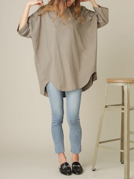 「アイテム（チュニック、グリーン系）」を使った、Delyle NOIR STAFFさん（レディース・160cm）の春コーディネート