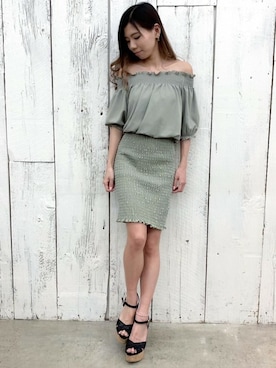 「アースカラー」｜「アイテム（ワンピース/ドレス）」を使った、Delyle NOIR STAFFさん（レディース・160cm）の夏コーディネート