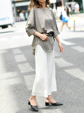 「アイテム（チュニック、グリーン系）」を使った、Delyle NOIR STAFFさん（レディース・160cm）の夏コーディネート