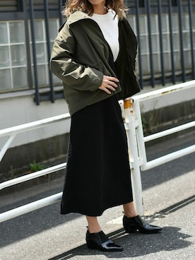 「アイテム（マウンテンパーカー、グリーン系）」を使った、Delyle NOIR STAFFさん（レディース・160cm）の秋コーディネート