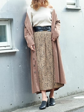 「アイテム（シャツワンピース、ブラウン系）」を使った、Delyle NOIR STAFFさん（レディース・160cm）の秋コーディネート