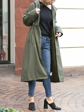 「アイテム（マウンテンパーカー、グリーン系）」を使った、Delyle NOIR STAFFさん（レディース・160cm）の冬コーディネート