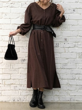 「日系极简」｜「アイテム（シャツワンピース）」を使った、Delyle NOIR STAFFさん（レディース・160cm）の冬コーディネート
