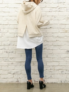 「アイテム（チュニック）」を使った、Delyle NOIR STAFFさん（レディース・160cm）の春コーディネート