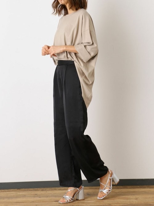 Delyle NOIR STAFFさんのコーディネート