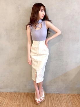 「アイテム（タンクトップ、ブルー系）」を使った、Delyle NOIR STAFFさん（レディース・160cm）の春コーディネート