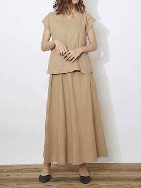 「アイテム（ワンピース/ドレス、ベージュ系）」を使った、Delyle NOIR STAFFさん（レディース・160cm）の夏コーディネート