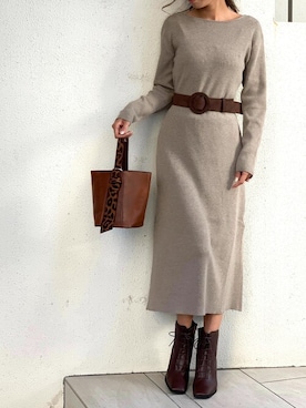 「アイテム（ワンピース/ドレス、ベージュ系）」を使った、Delyle NOIR STAFFさん（レディース・160cm）の冬コーディネート