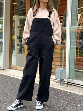 「黒サロペット」｜Delyle NOIR STAFFさん（レディース・160cm）の冬コーディネート