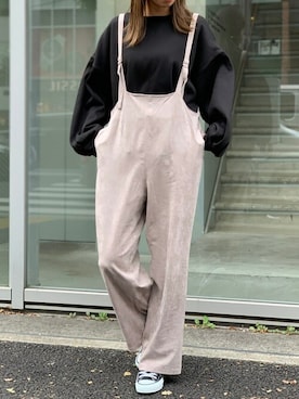 「DELYLE（デイライル）のアイテム（サロペット/オーバーオール）」を使った、Delyle NOIR STAFFさん（レディース・160cm）の冬コーディネート
