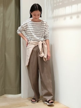 「アイテム（トップス、ブラウン系）」を使った、harukaさん（レディース・156cm）の夏コーディネート