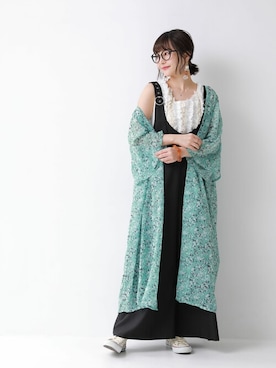 「ロングカーディガン」｜「アイテム（オールインワン・サロペット）」を使った、osharewalker staffさん（レディース・158cm）の春コーディネート