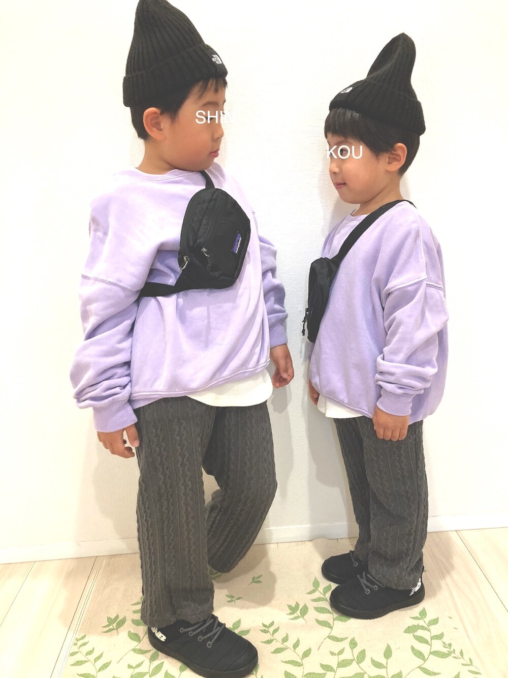 「おそろコーデ、きょうだいコーデ、おとこのこーで、スウェット、ニットパンツ、ニット帽、レイヤードスタイル、ショルダーバッグ、スニーカー」｜「THE NORTH FACEの【WEB限定】THE NORTH FACE/ザ・ノースフェイス Kids' Cappucho Lid（キャップ、ブラック系）」を使った、S♡K♡K♡さん（キッズ・110cm）の冬コーディネートの1枚目の写真