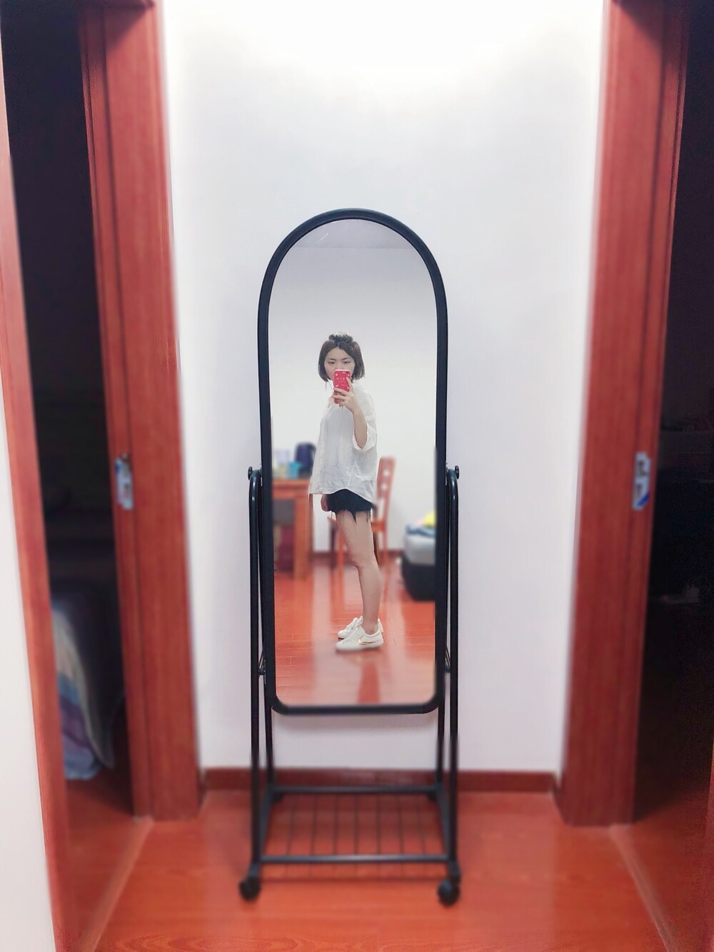 「夏コーデ」｜「UNIQLOのアイテム（シャツ/ブラウス、ホワイト系）」を使った、chriswooさん（レディース・158cm）の夏コーディネートの1枚目の写真