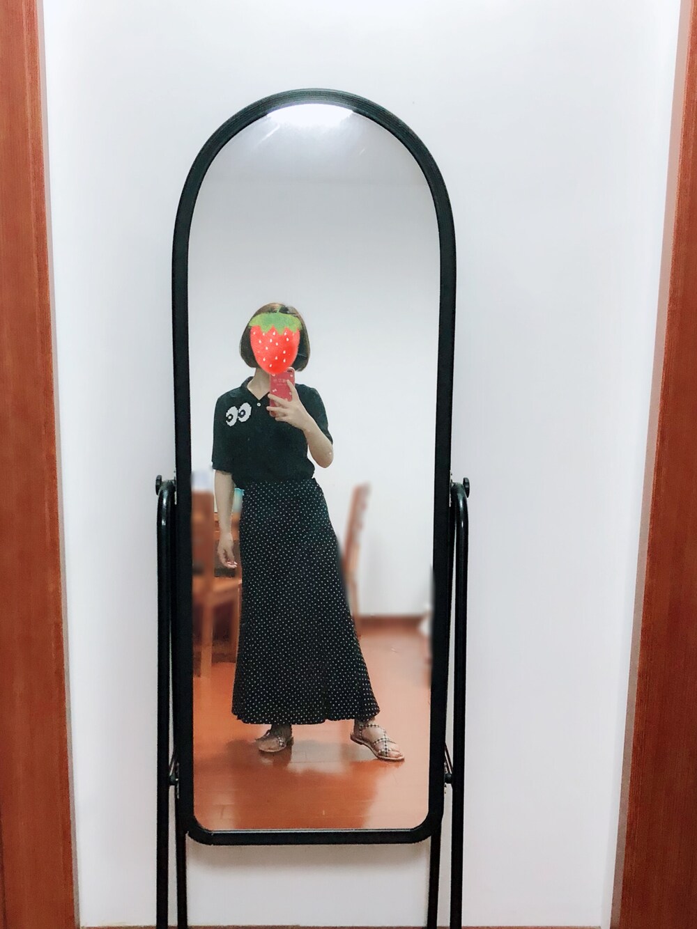 「夏」｜「UNKNOWのアイテム（Tシャツ/カットソー、ブラック系）」を使った、chriswooさん（レディース・158cm）の夏コーディネートの1枚目の写真
