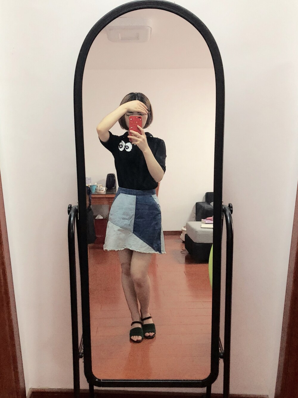 「拉夏贝尔のアイテム（デニムスカート、ブルー系）」を使った、chriswooさん（レディース・158cm）の夏コーディネートの1枚目の写真
