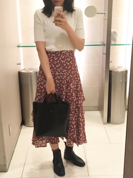 「COELのアイテム（スカート、レッド系）」を使った、あやこさん（レディース・167cm）の秋コーディネート